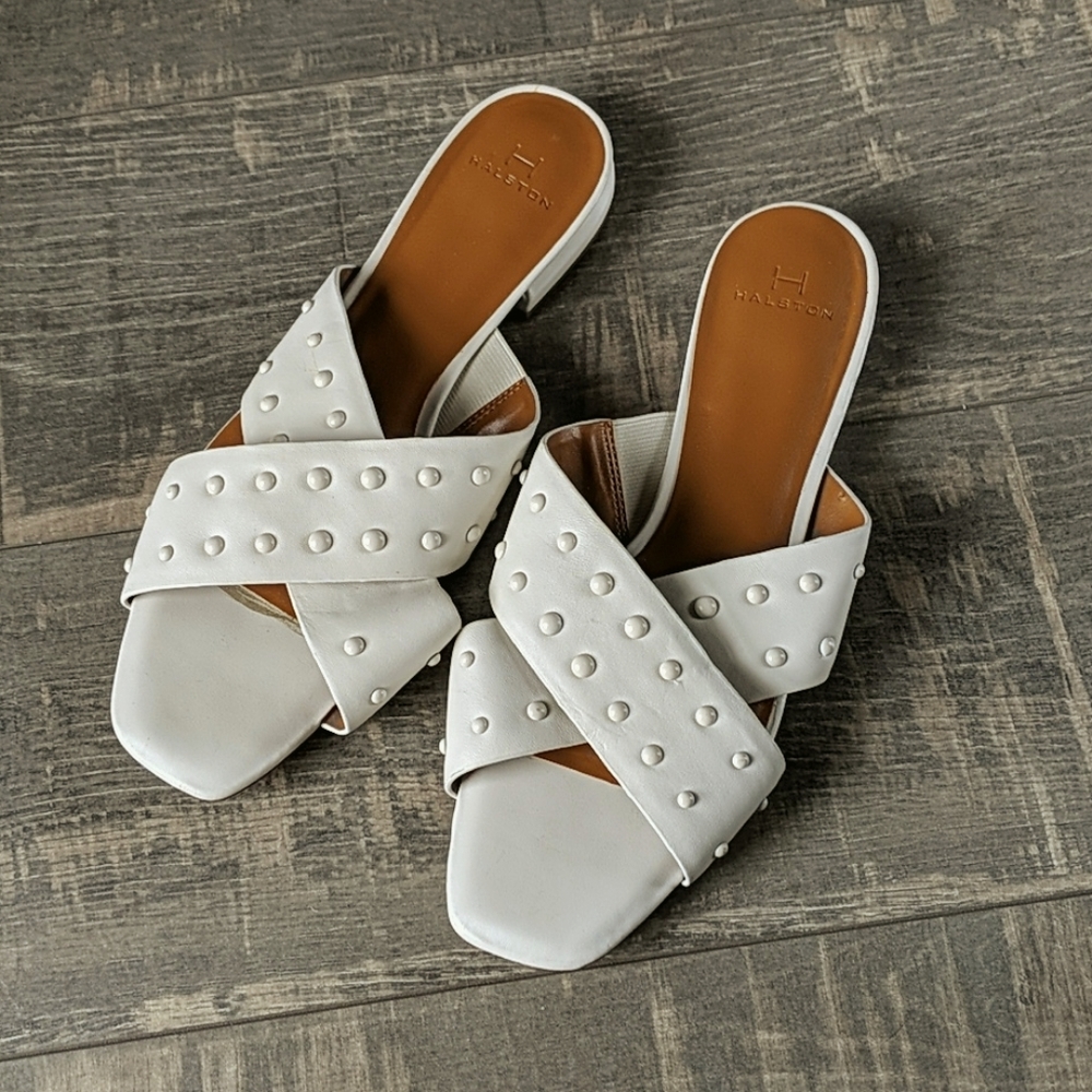 H by Halston Nora Slip On Leather Sandals BX64